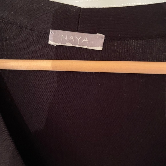 Beautiful Naya top - Picture 4 of 4